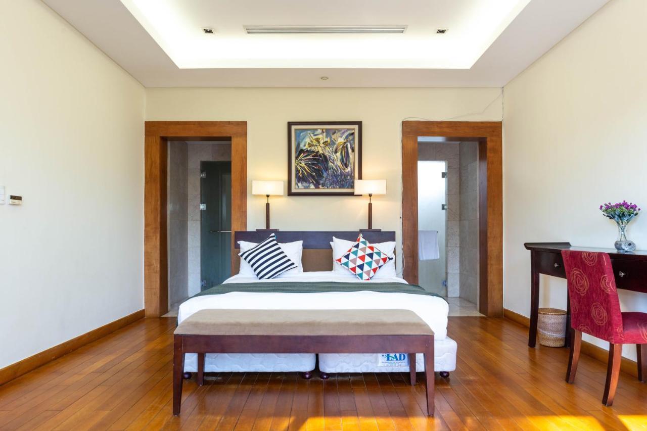Luxury Pool Villa Close To The Private Beach Da Nang Buitenkant foto