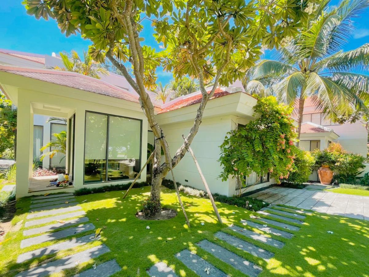 Luxury Pool Villa Close To The Private Beach Da Nang Buitenkant foto