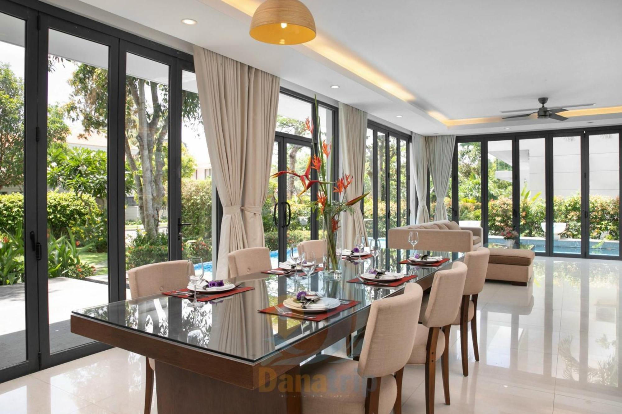 Luxury Pool Villa Close To The Private Beach Da Nang Buitenkant foto