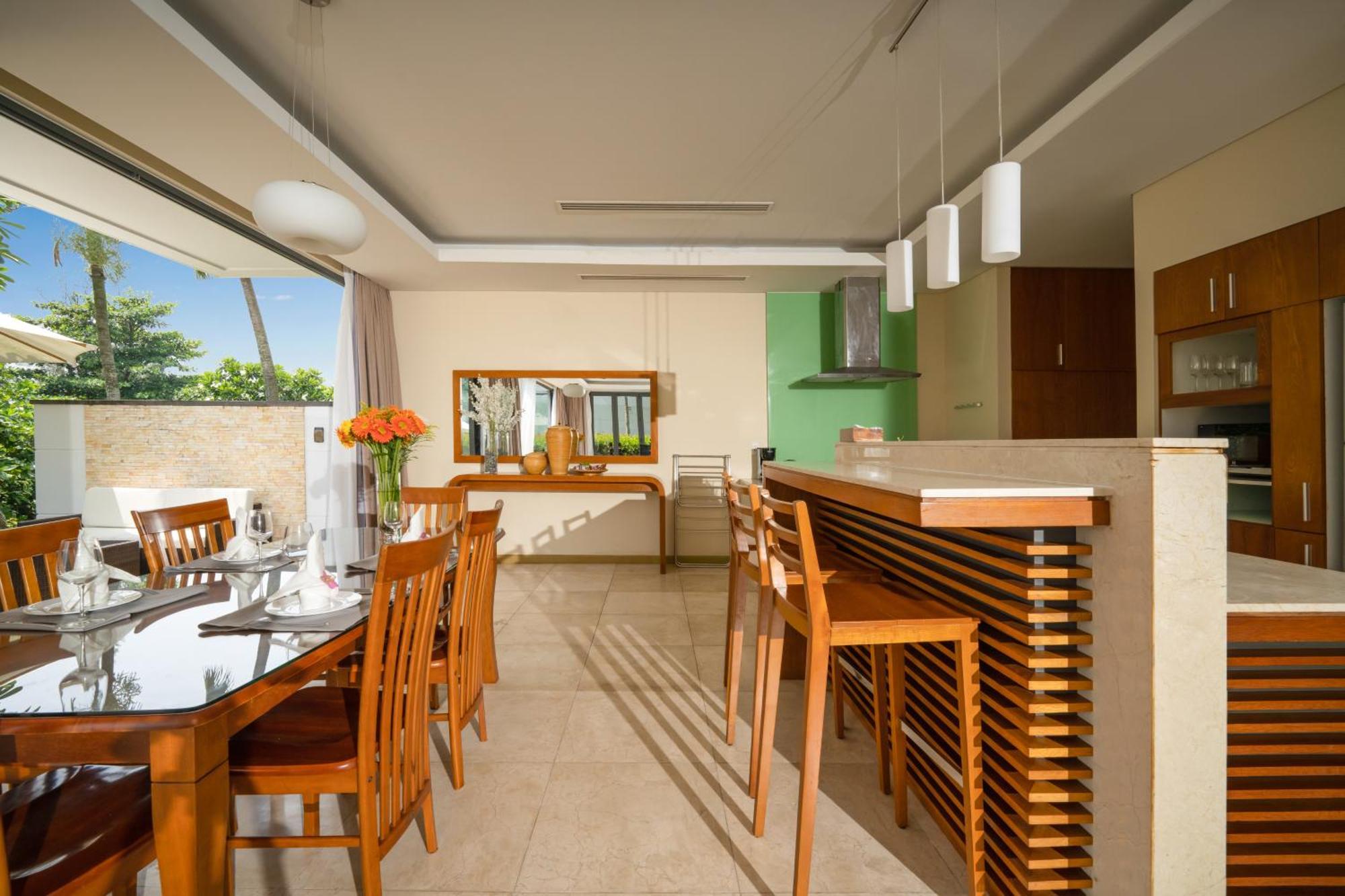 Luxury Pool Villa Close To The Private Beach Da Nang Buitenkant foto