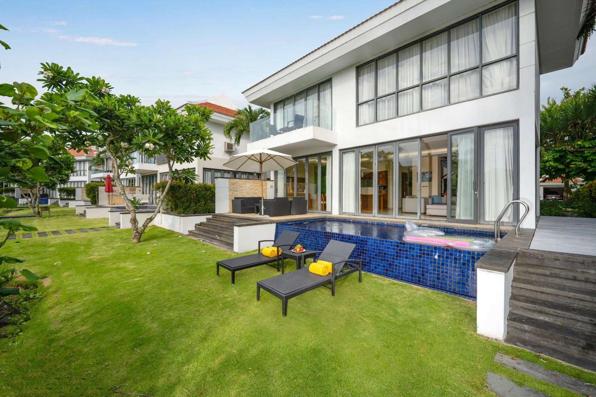 Luxury Pool Villa Close To The Private Beach Da Nang Buitenkant foto